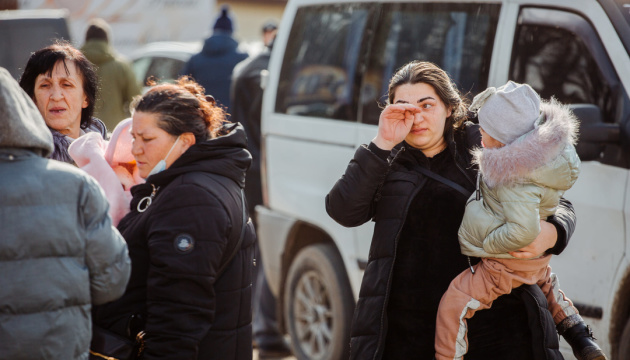 Мінрегіон запустив проєкт із розміщення переселенців із зон бойових дій