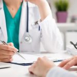 Що робити при високій температурі, тиску та болю в грудях?